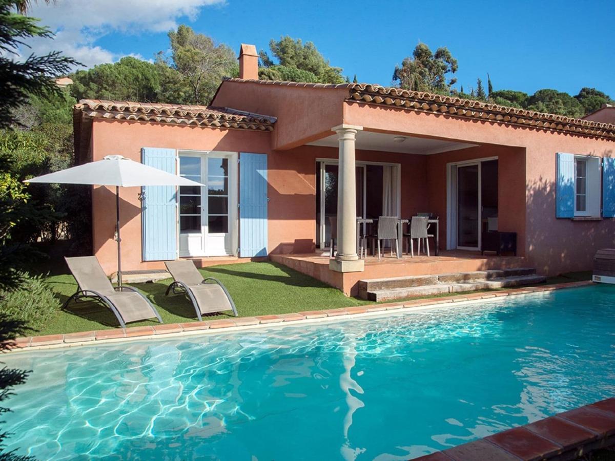 With Swimming Pool, Only 1 Km From Sea * Cavalaire-sur-Mer